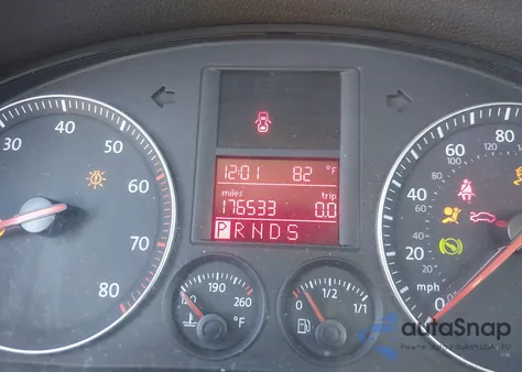 2006 Volkswagen Jetta 2.5 из США, поврежденный, VIN 3VWRF71KX6M692057